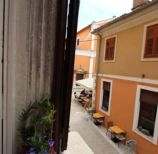 Apartment Petrizio *