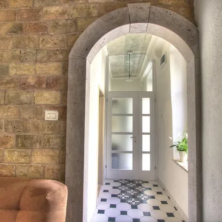 Petrizio Apartment