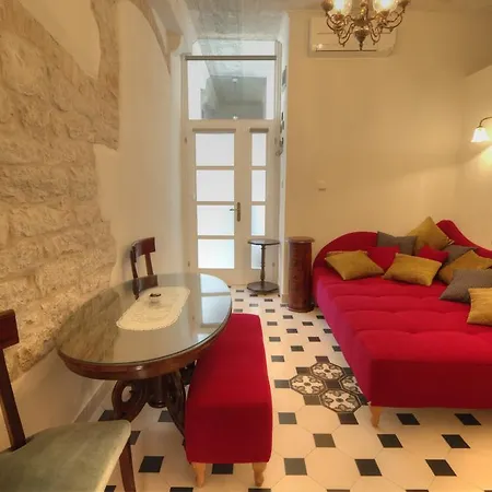 Apartment Petrizio *