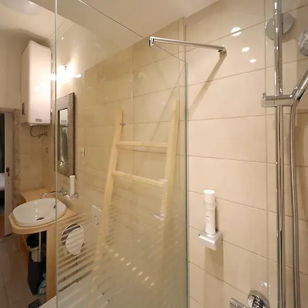 Apartment Petrizio