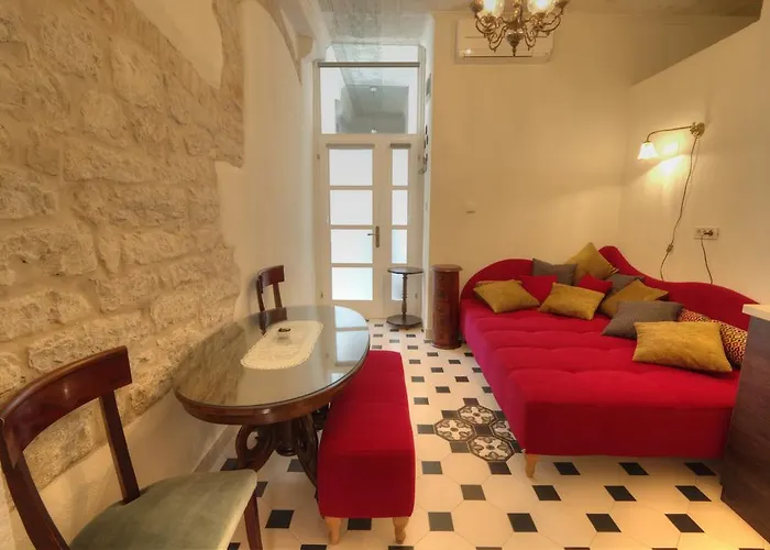 아파트 Petrizio Palace *